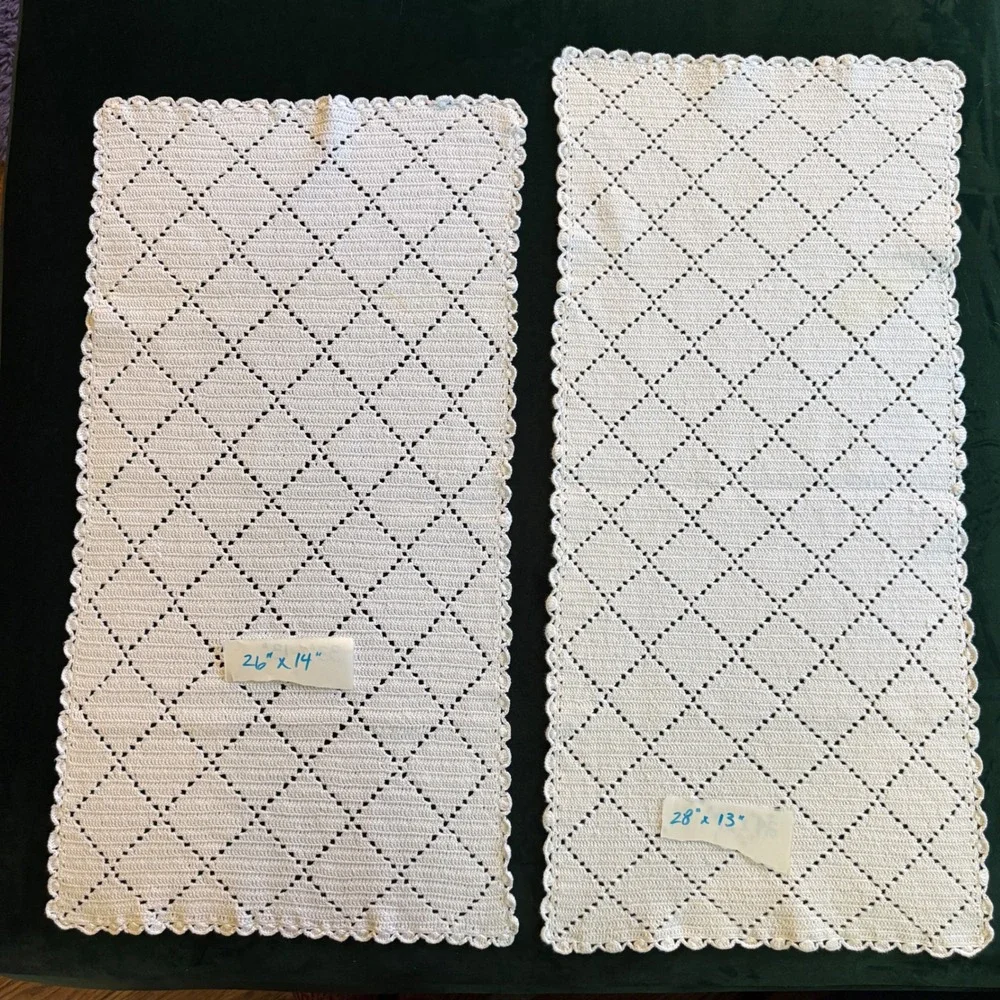 Vintage Handmade White Crochet Table Runner‎ Set of 3 Diamond Pattern Scalloped